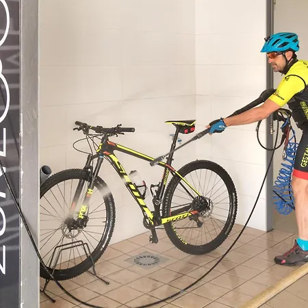 Отель Cap Negret 4*