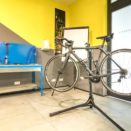 Cap Negret Отель Альтеа