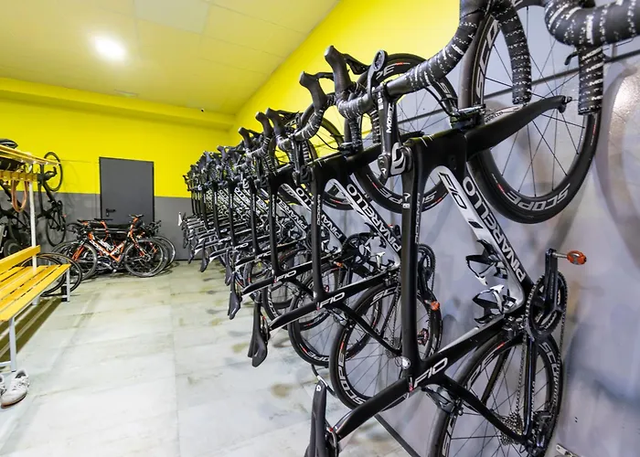 Cap Negret Отель Альтеа