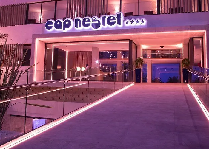 Cap Negret 4*